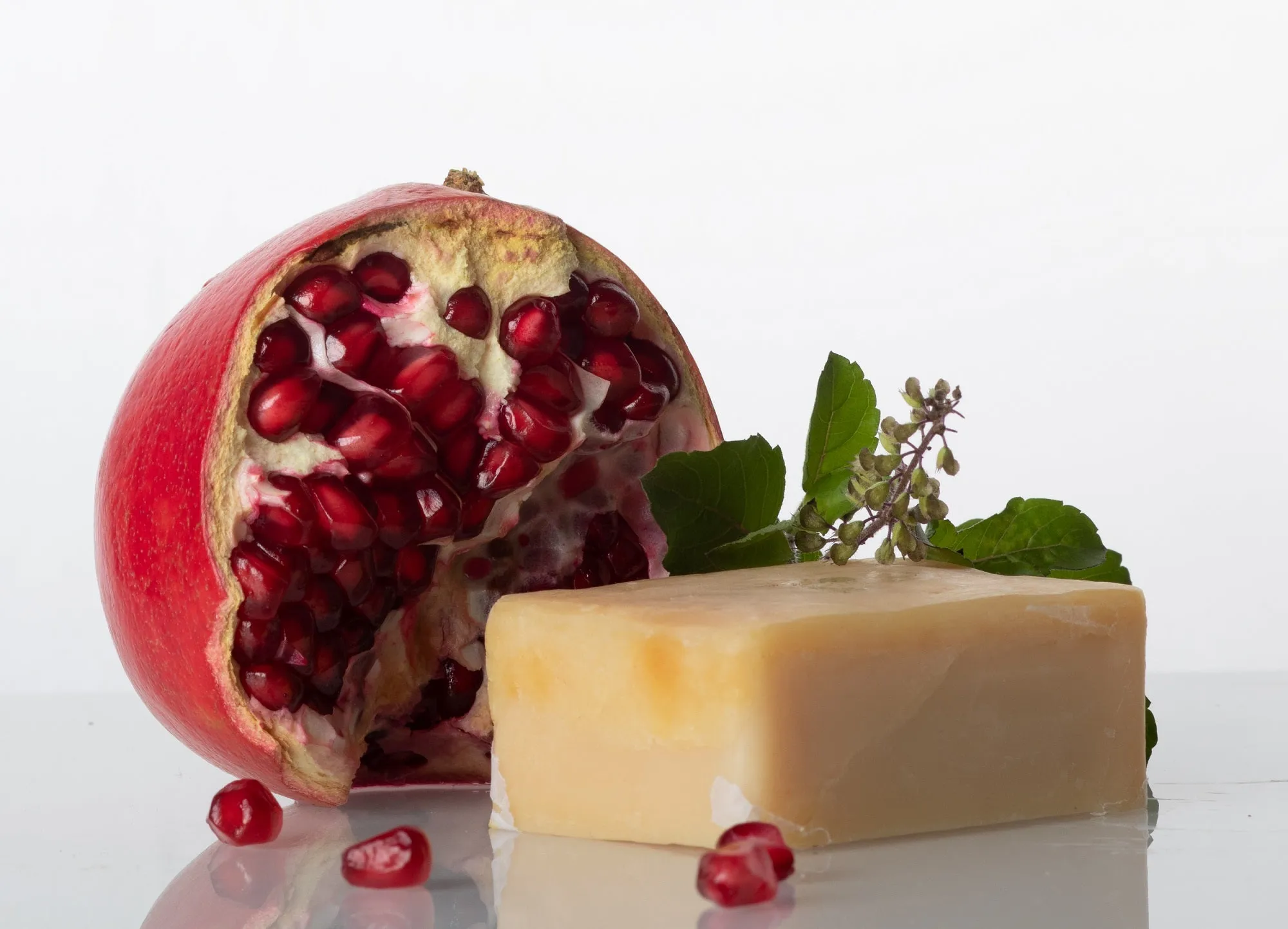 Nurvi Tulsi Pomegranate Cold Pressed Soap - 100 Grams