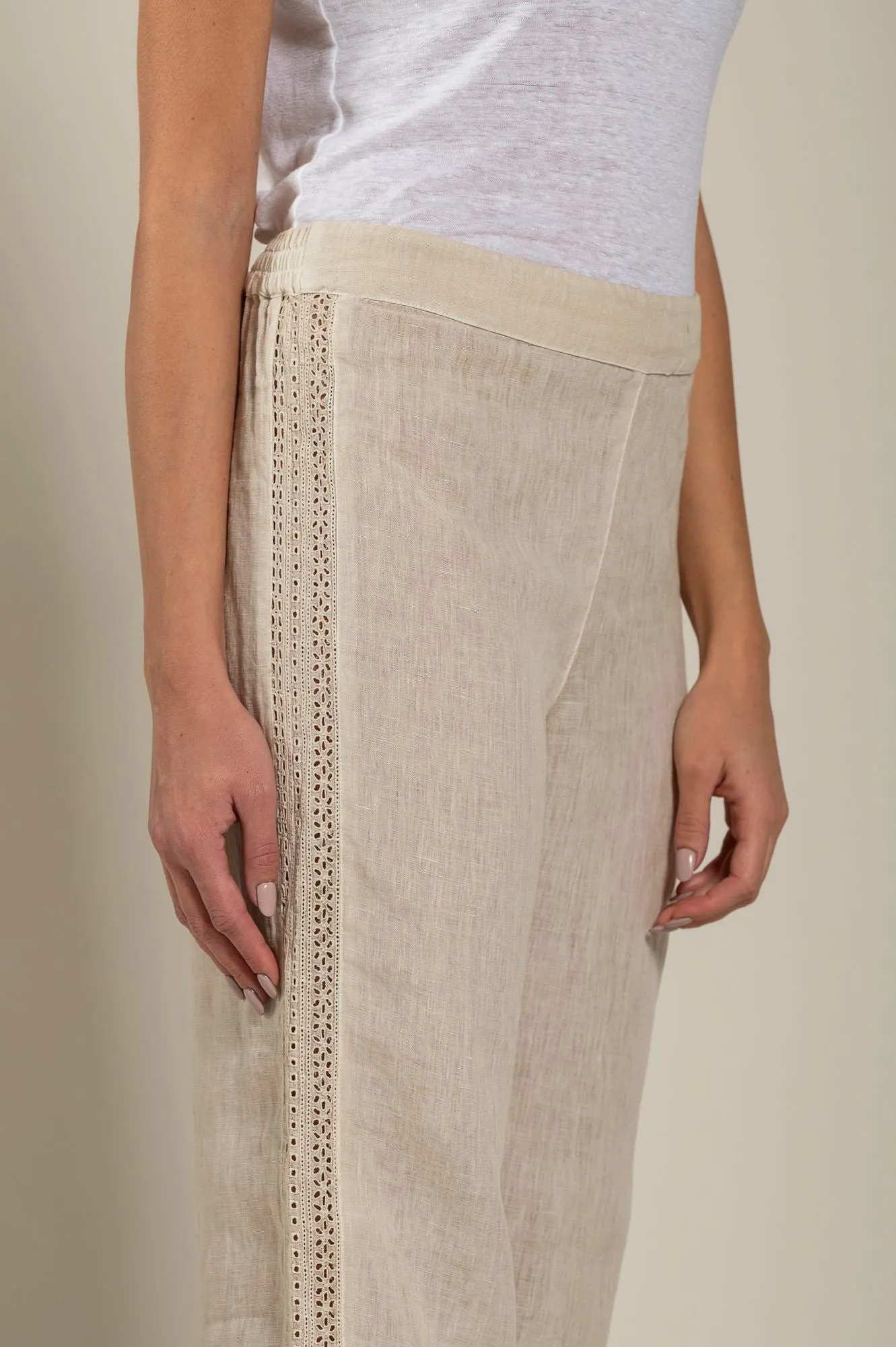 Woman Pant With Side Detail