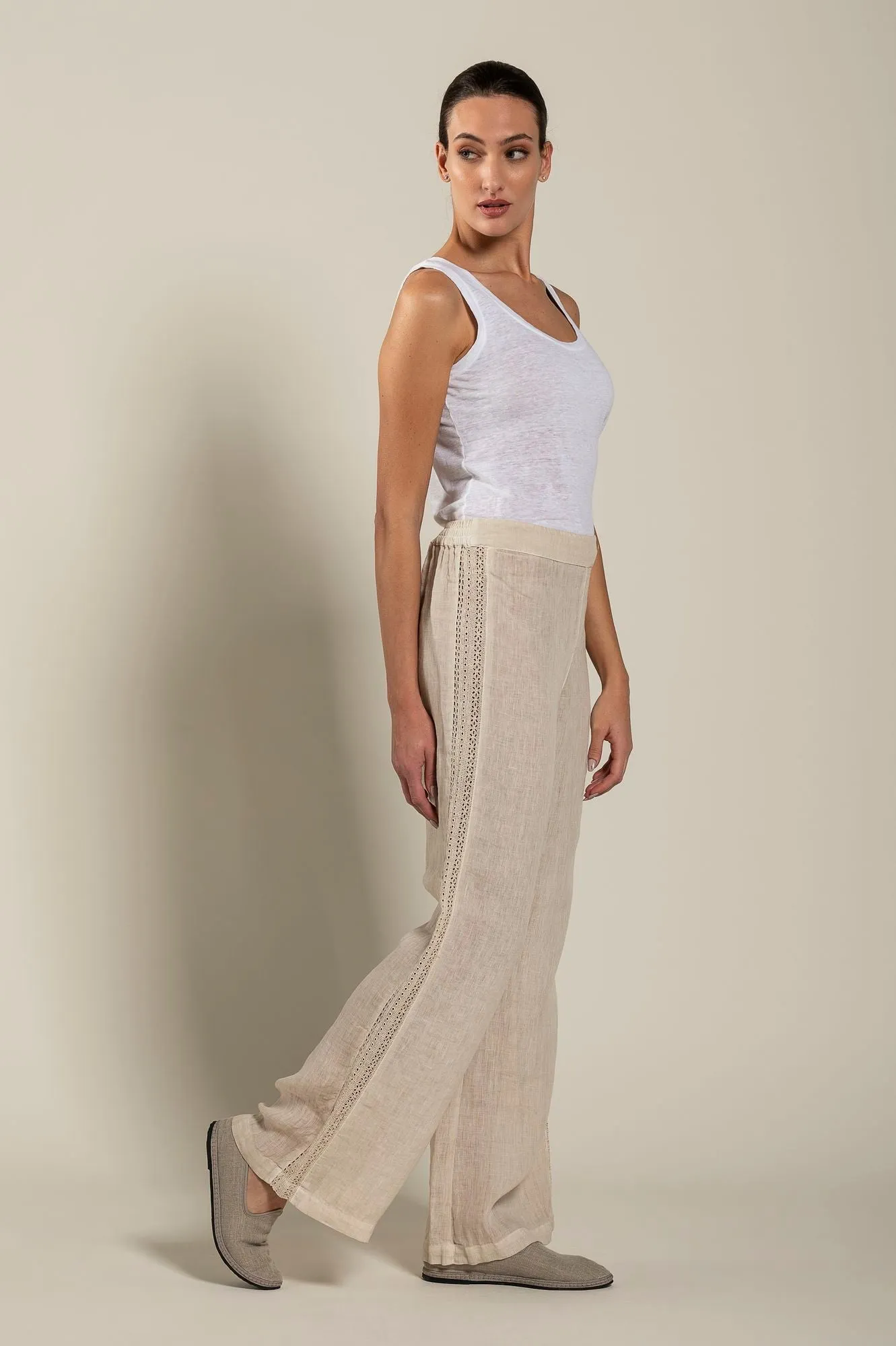 Woman Pant With Side Detail