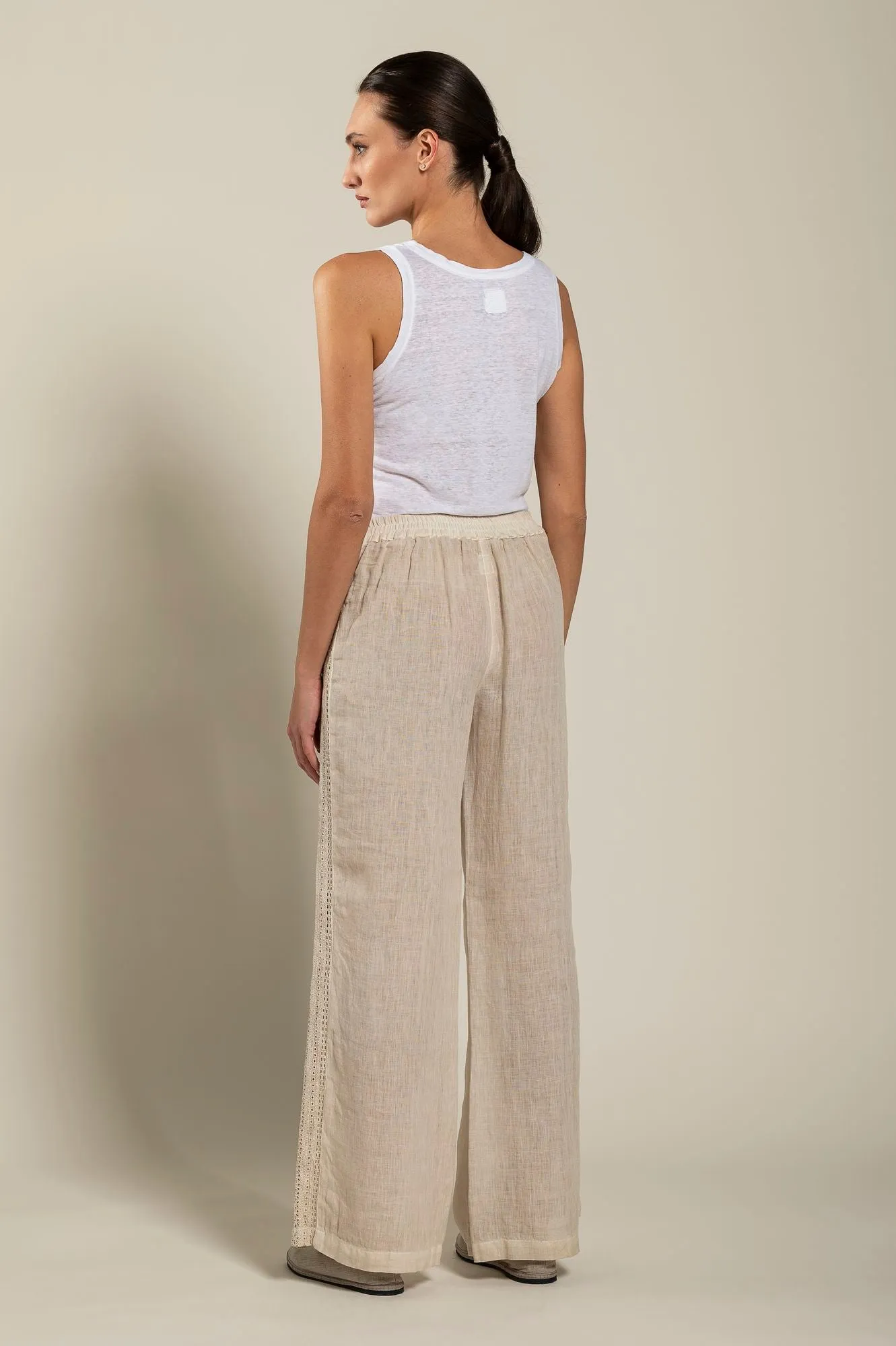 Woman Pant With Side Detail